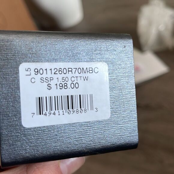 Crislu Embellished Stackable Rings NEW - Picture 3 of 4